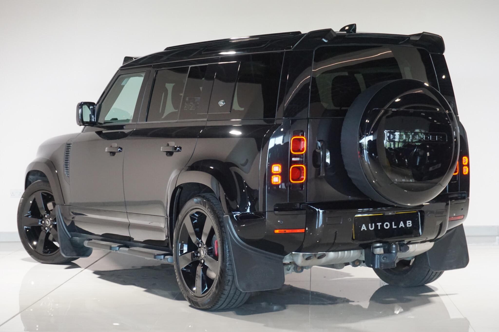 Land Rover Defender 110 3.0 D250 MHEV XS Edition SUV 5dr Diesel Auto 4WD Euro 6 (s/s) (250 ps)